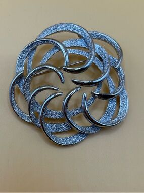 Sarah Coventry Silver Floral Spiral Brooch
